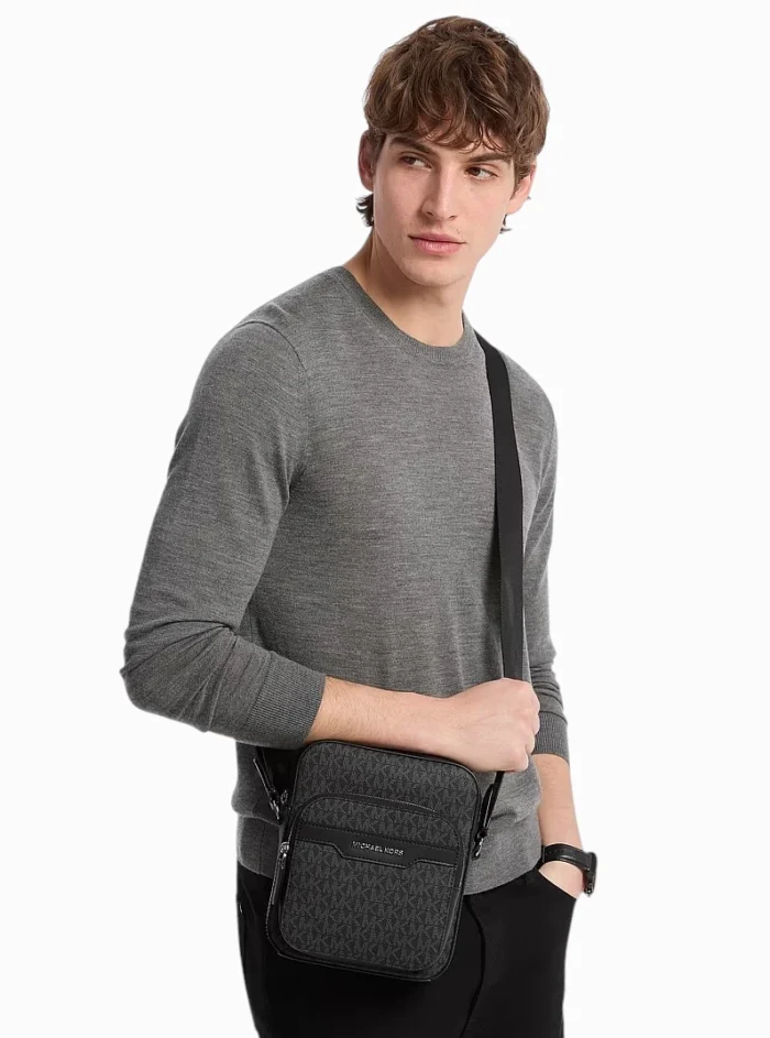 Michael Kors Hudson Flight Bag - Image 3